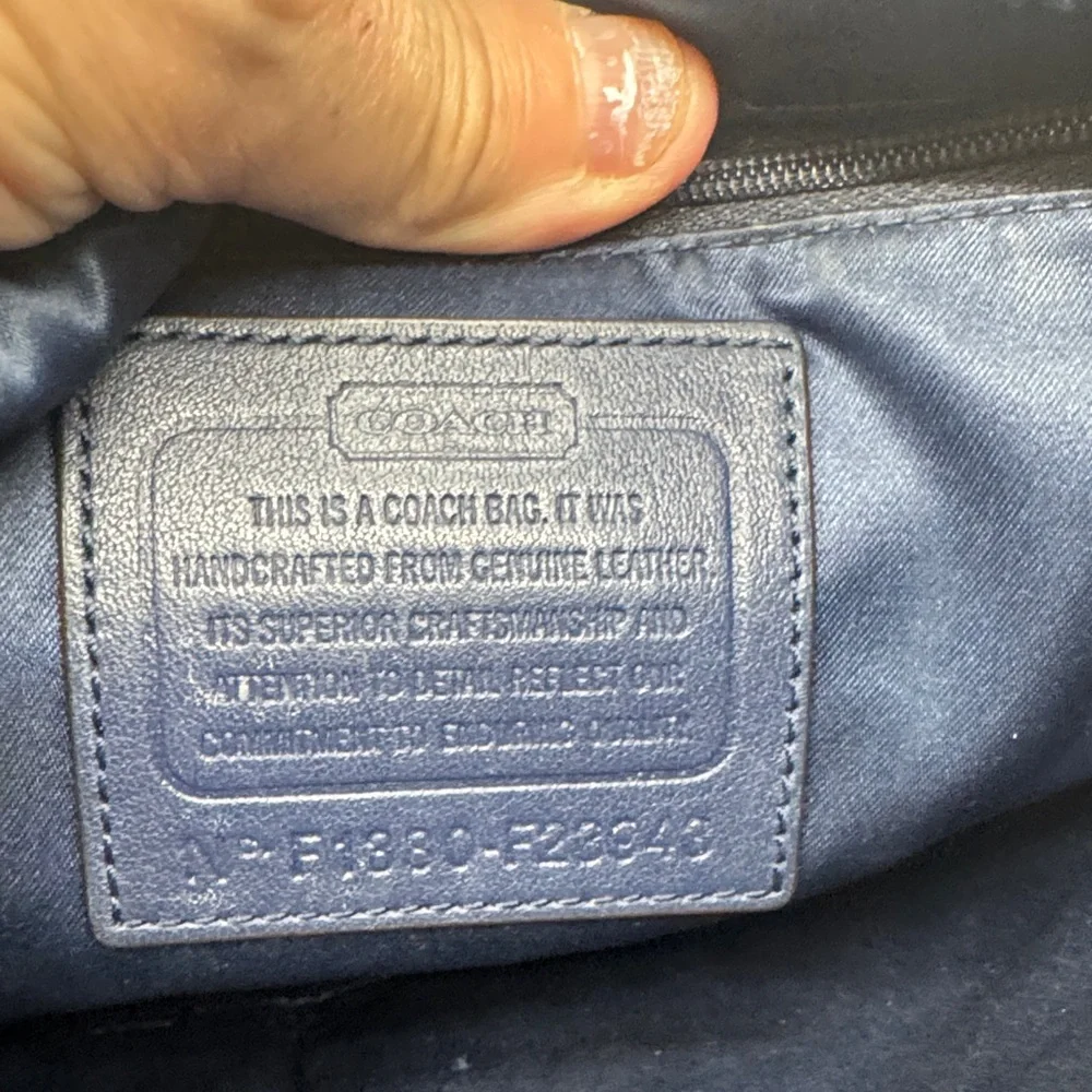 Coach Off White and Navy Crossbody Bag As is Condition CP9340